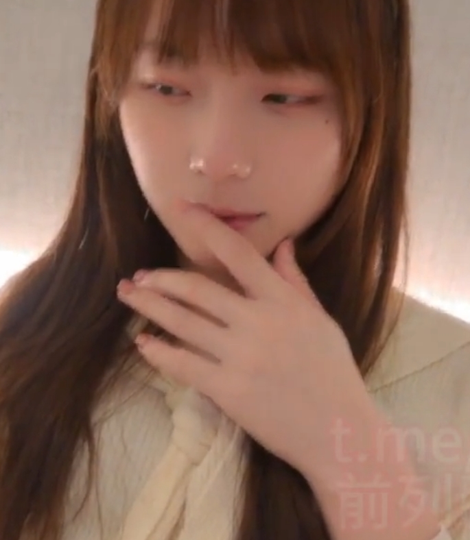 转载伪娘TSJunnaHung筱鈞圣诞夜女装合集1V756MB,好友惊喜