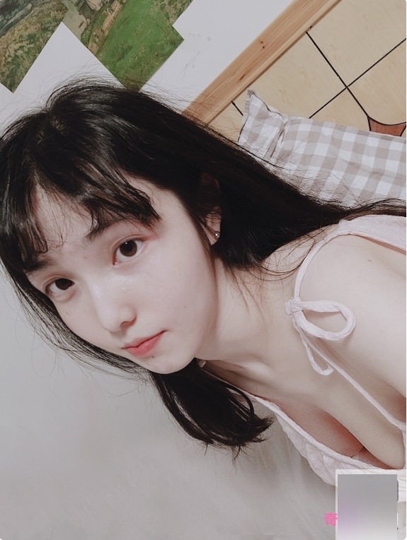 p站女神EricaHand完具视频合集39V14G，天使脸孔+社保身材