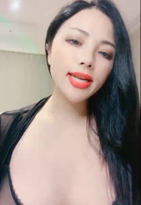 大罩杯熟女半糖瑞瑞最新合集29.6G，魅惑熟女风情