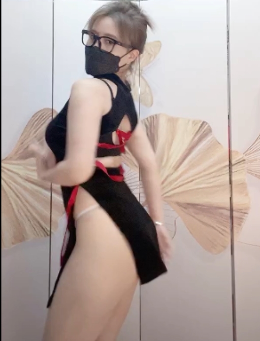 抖音小阿姨大王51部福利合集6.2G太顶了