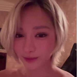 RirisuAmano合集超赞岛国人作品44部2.1G，颜值身材俱佳