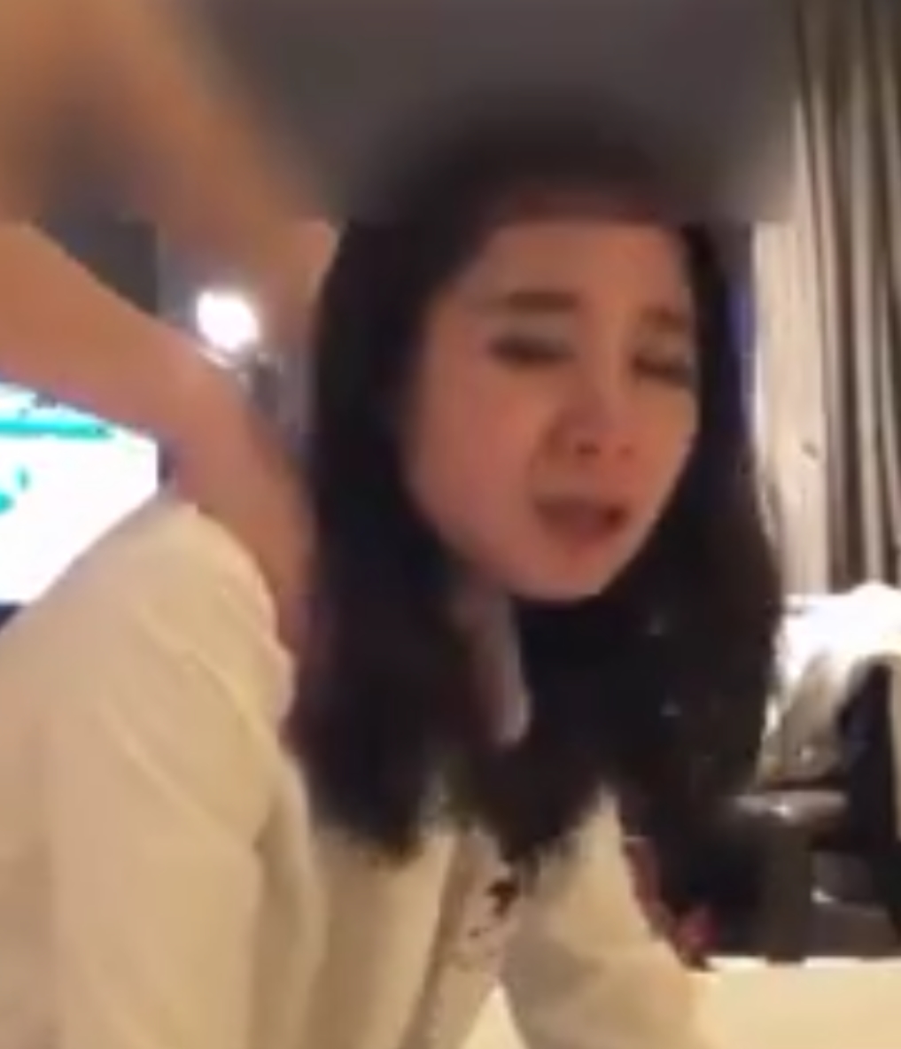 推特小鹿酱私房自拍视频15部996M超火辣