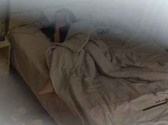 眼镜御姐酒店私密录像2V2.58GB真实互动