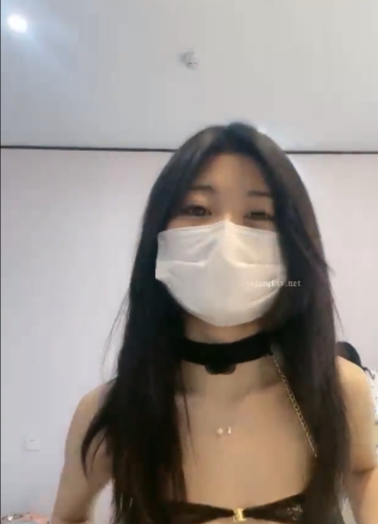 中戏艺校生G奶校花闺蜜首秀合集8V1.5G蜜桃臀