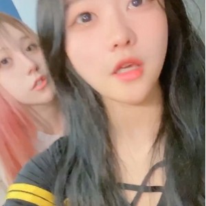 大罩杯童颜miko作品合集41部9.1G太顶了