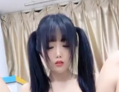 喵四福利姬推特合集81部1.7G太撩人