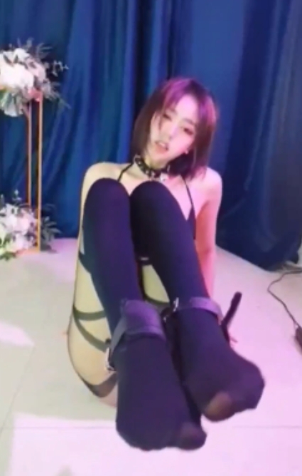 网易CC胡椒169V优质珍藏32G