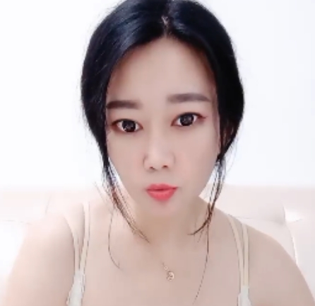 推特兔子姐姐蜜桃臀热舞百部合集242G