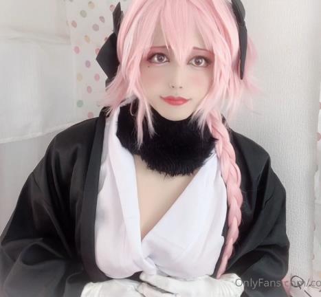 22V10G日本momoonlyfans伪娘cos合集好勾人