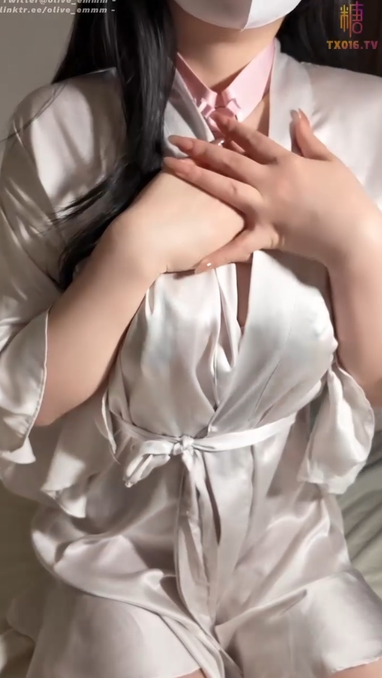 超软甜35.1Golive推特福利姬合集