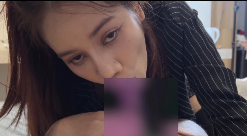 情侣Bella贝拉绝美私录11部24.4g推特精品太赞了吧