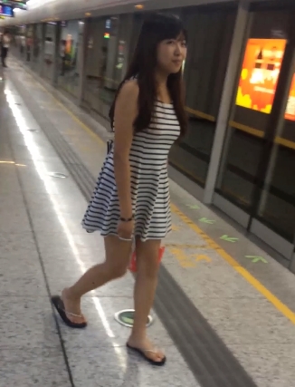 私密圈顾盼盼火辣生活视频1部2.47G太动情