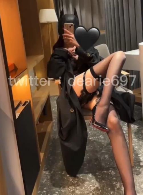 微密圈脸红Dearie合集127V22.5G大长腿女神