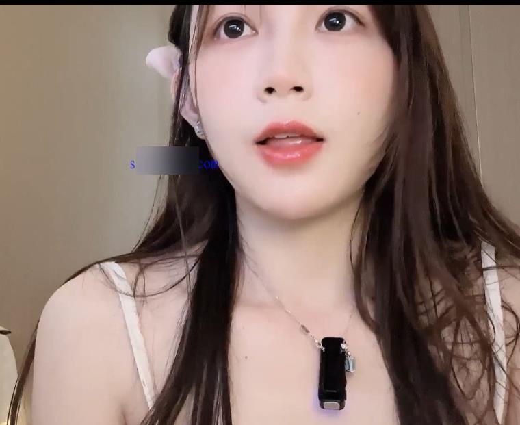 SP站大罩杯女神qqqq0808展示秀18部21.9G曲线惊人