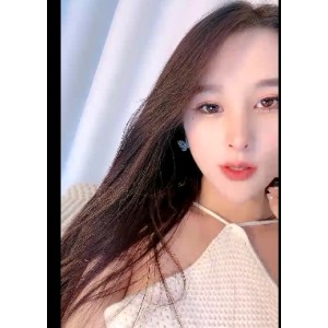 702MB初沉沦网盘私密视频1V绝色妩媚