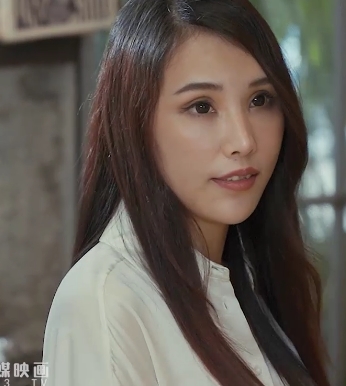 麻豆季妍希暧昧咖啡馆给力1V958M颜值爆表